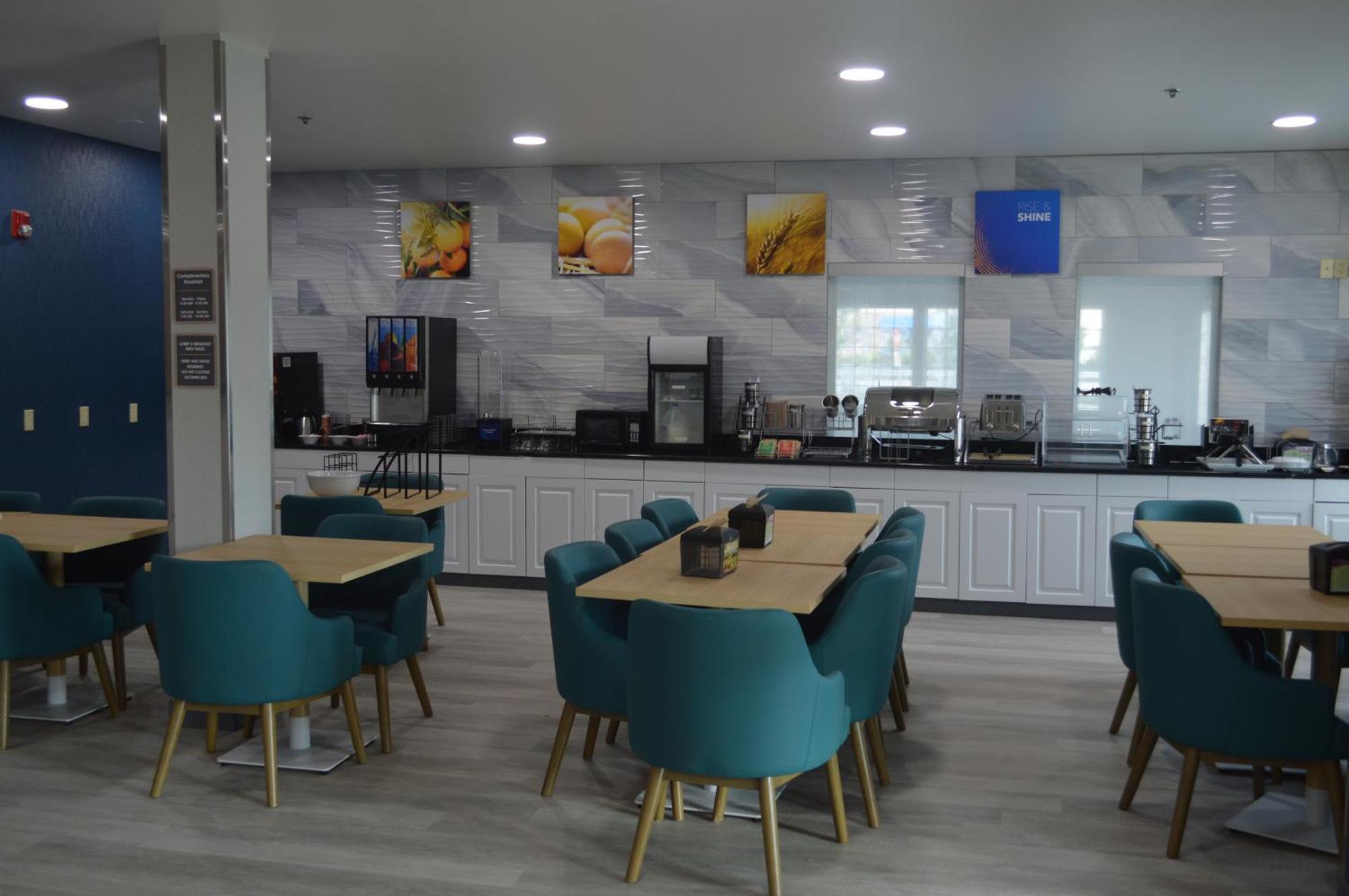 Comfort Inn & Suites Harrisburg-Hershey North Zewnętrze zdjęcie