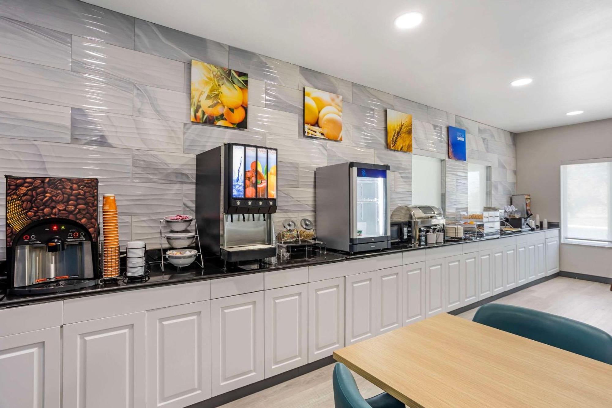 Comfort Inn & Suites Harrisburg-Hershey North Zewnętrze zdjęcie